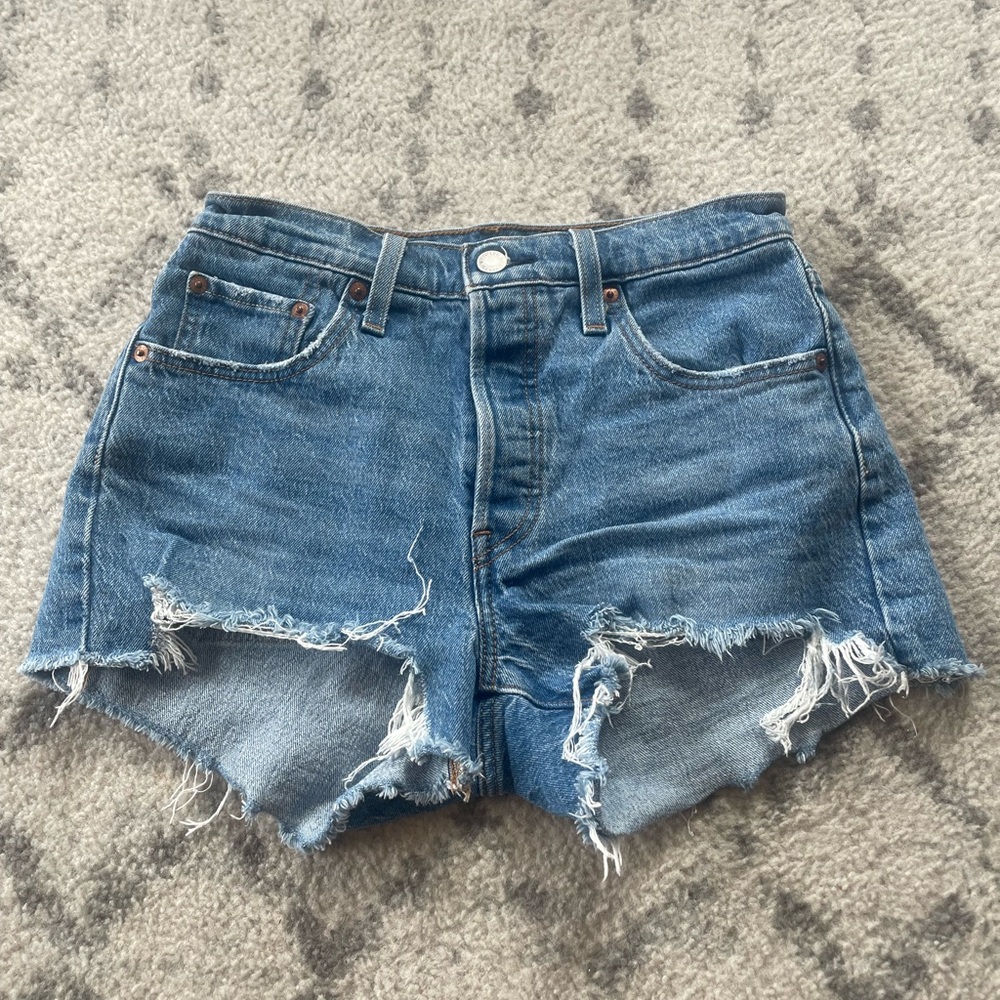 levi 501 shorts